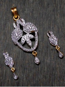 CZ Pendant With Earrings